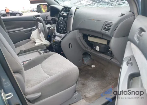 2008 Toyota Sienna Le из США, поврежденный, VIN 5TDBK23C18S014969